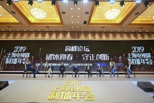台网融合、爆款重塑、题材创新，影视行业亟待破冰而出